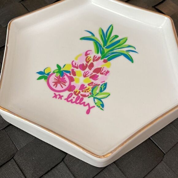 Lilly Pulitzer Ceramic Trinket Tray Pineapple Motif Gold Trim - Picture 8 of 8